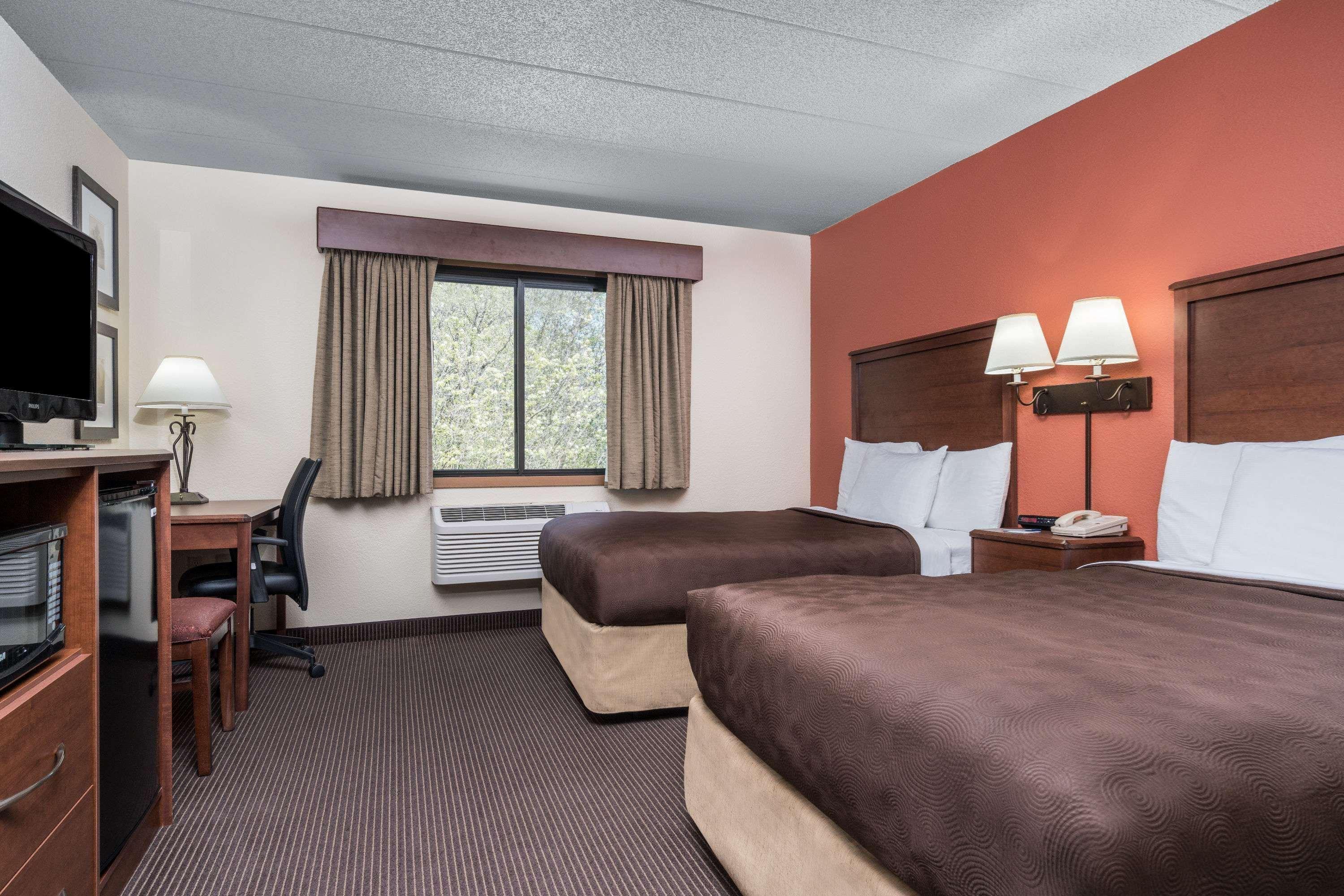 Americinn By Wyndham Tofte Near Lake Superior Bagian luar foto